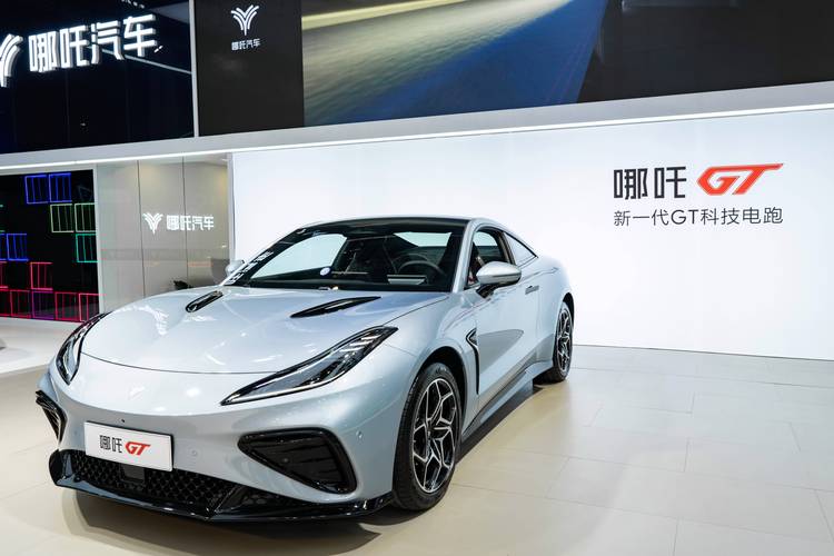 广州花都区诚吉迈企业管理咨询哪吒汽车在智能汽车领域的表现，领途汽车在新能源汽车市场中的影响力